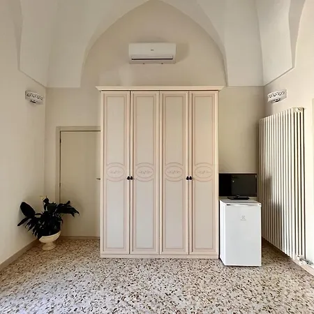 Matrimoniale Centro Storico Πανσιόν 3*